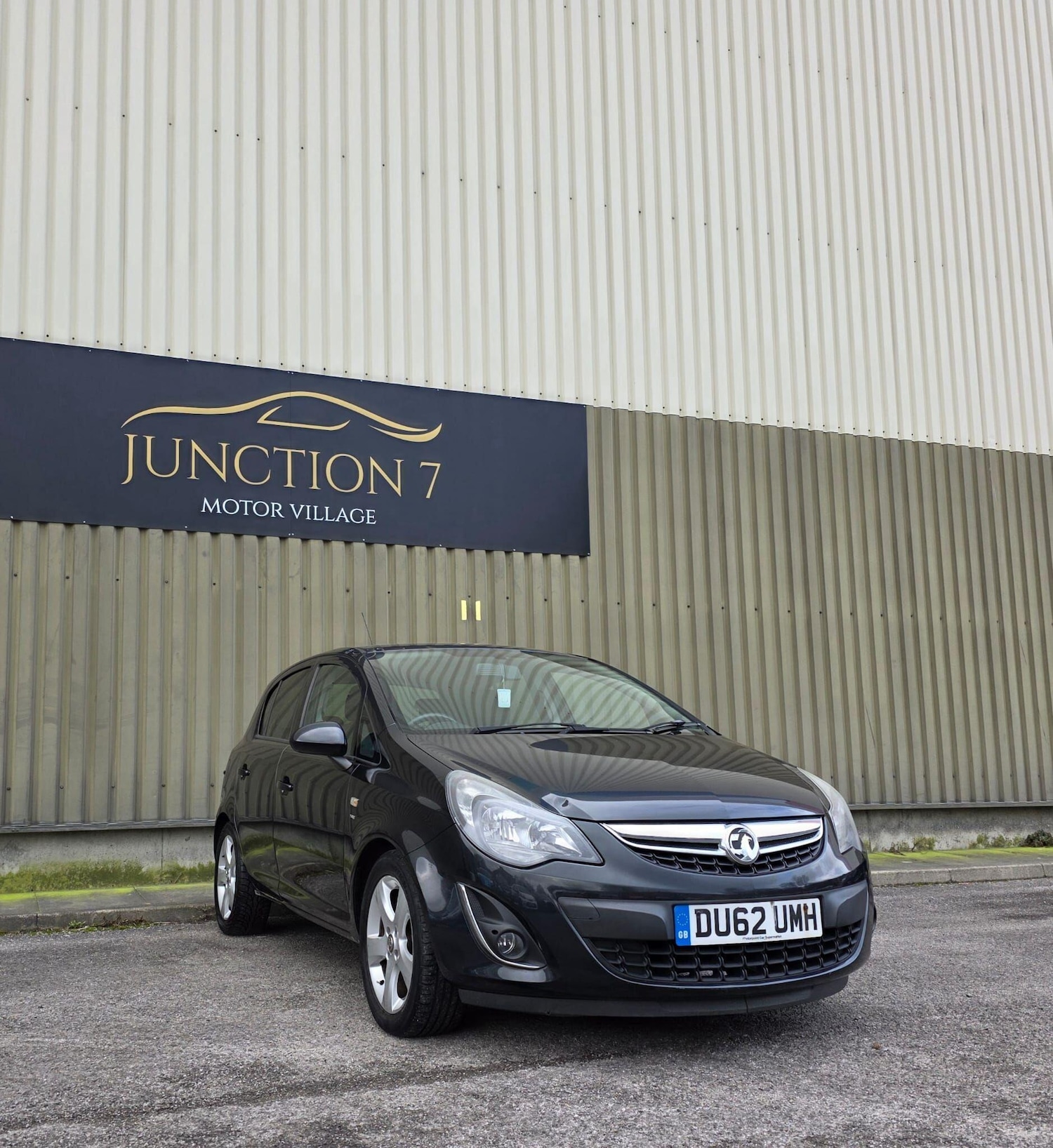 Used Vauxhall Corsa 2012 for sale - 77646038: Photo 3