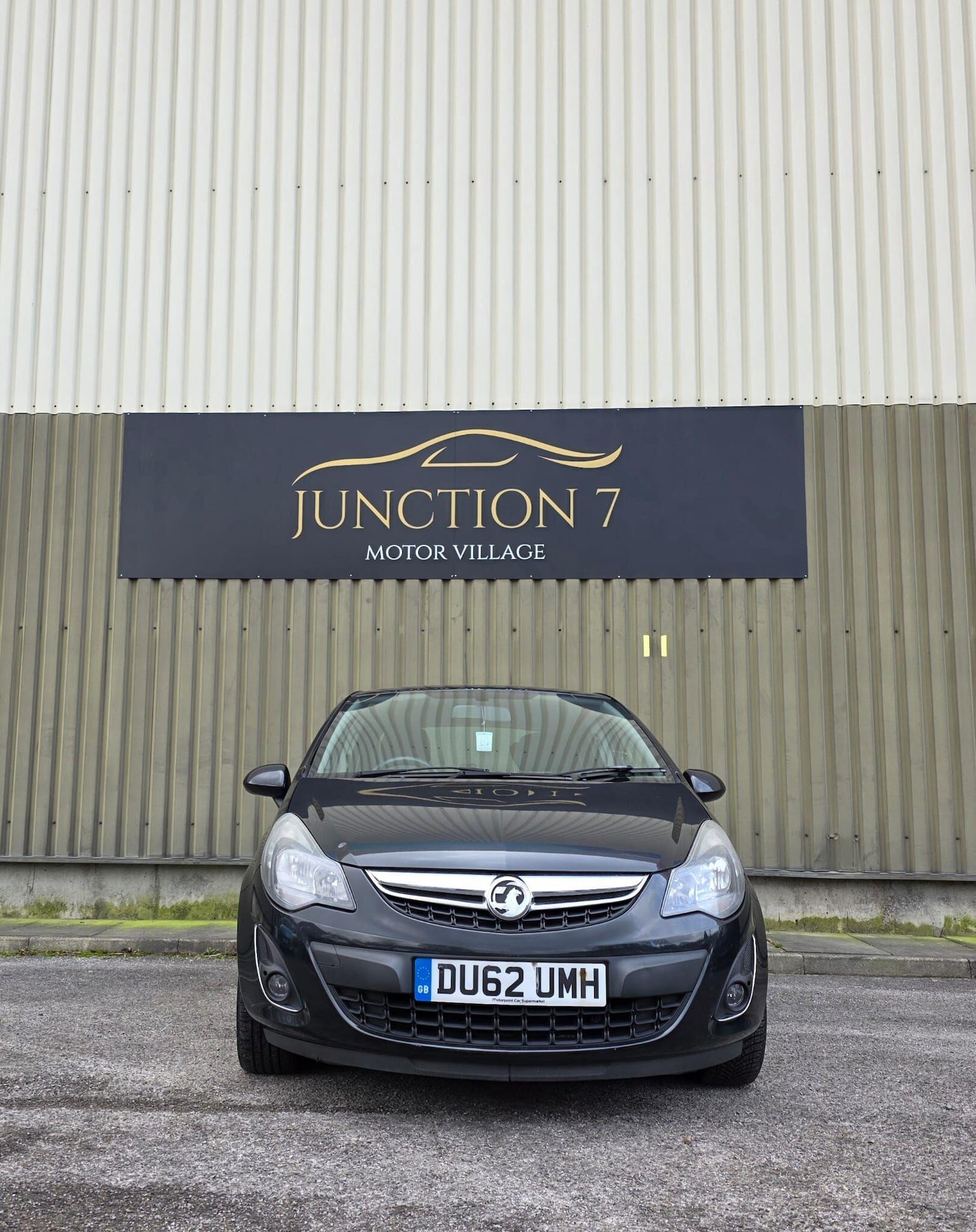 Used Vauxhall Corsa 2012 for sale - 77646038: Photo 4