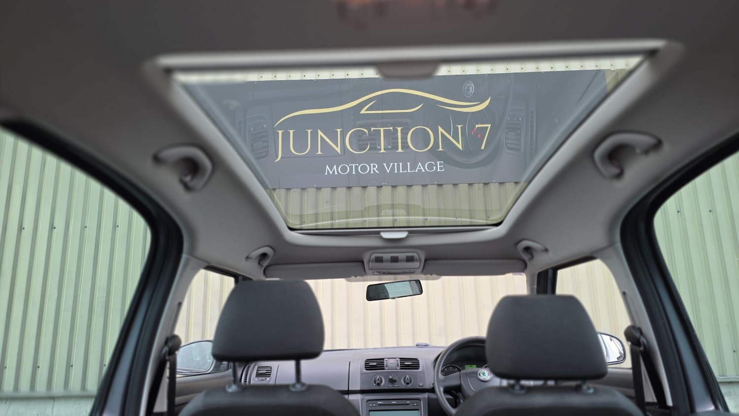 Used Skoda Roomster 2012 for sale - 76422824: Photo 17