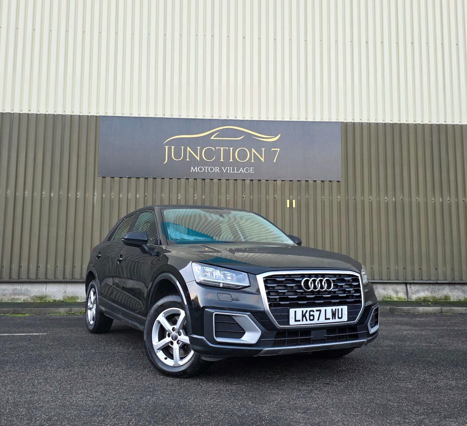 Used Audi Q2 2017 for sale - 76976425: Photo 2