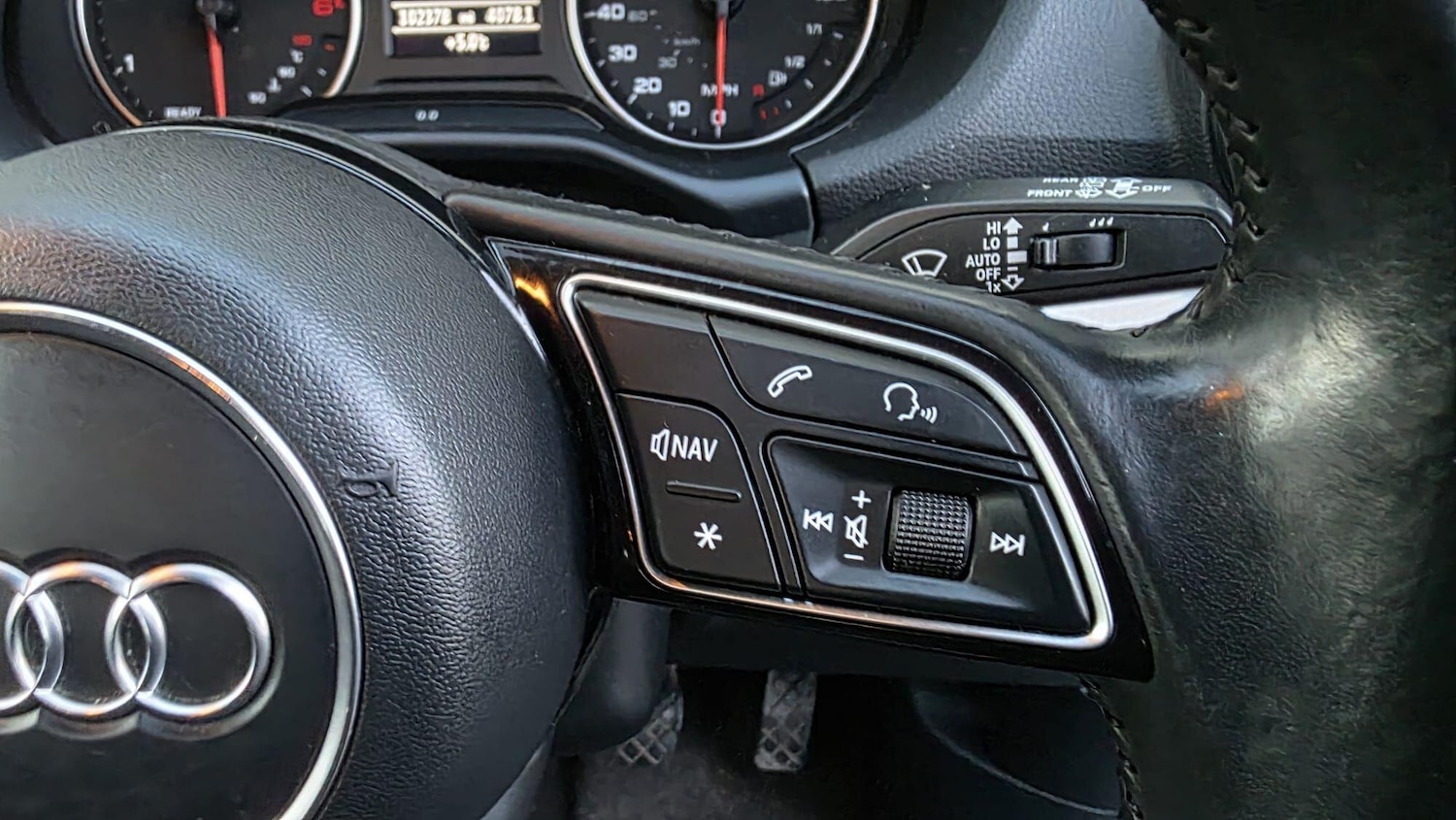 Used Audi Q2 2017 for sale - 76976425: Photo 29