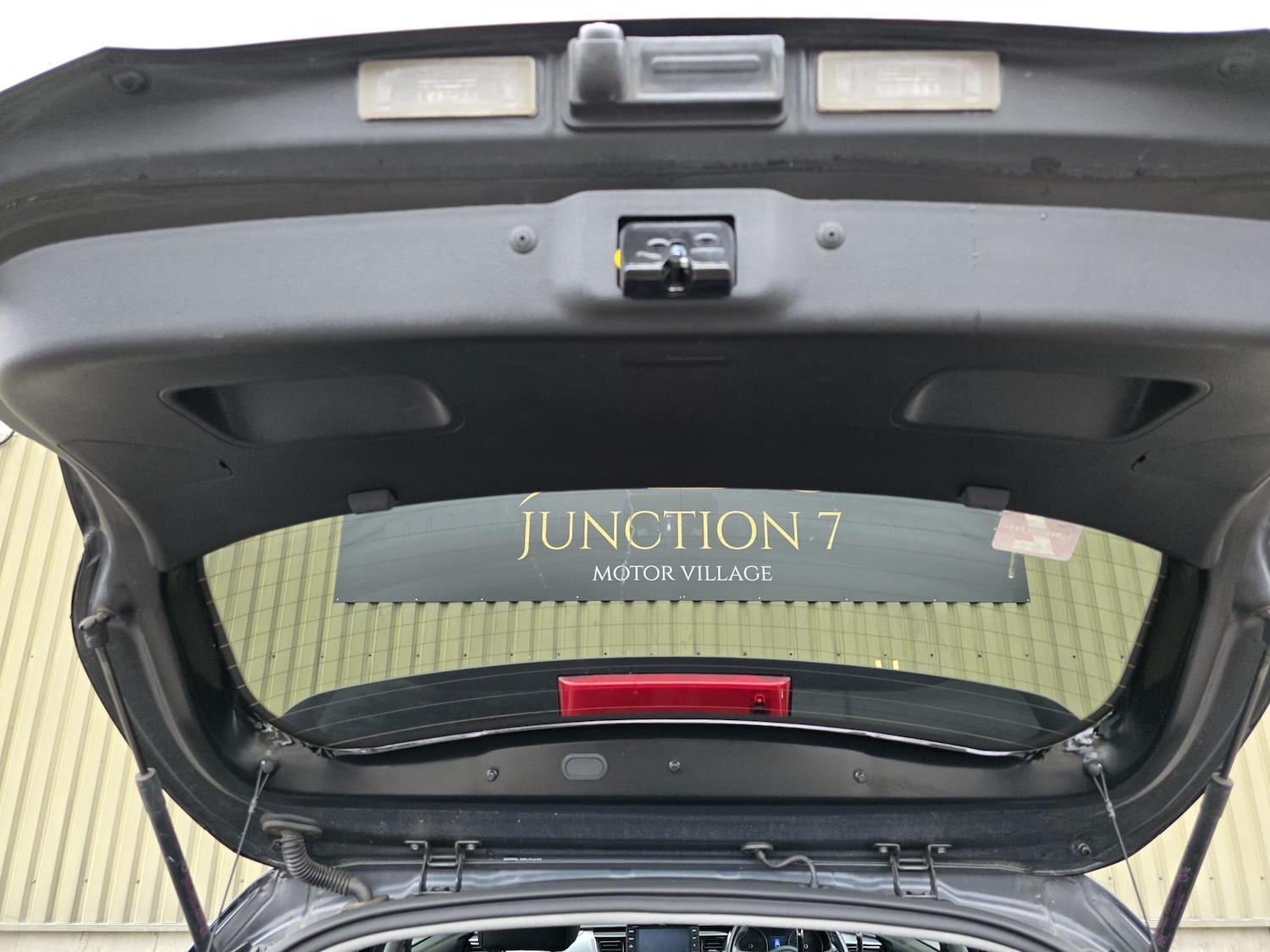 Used Kia Stonic 2019 for sale - 78100419: Photo 16