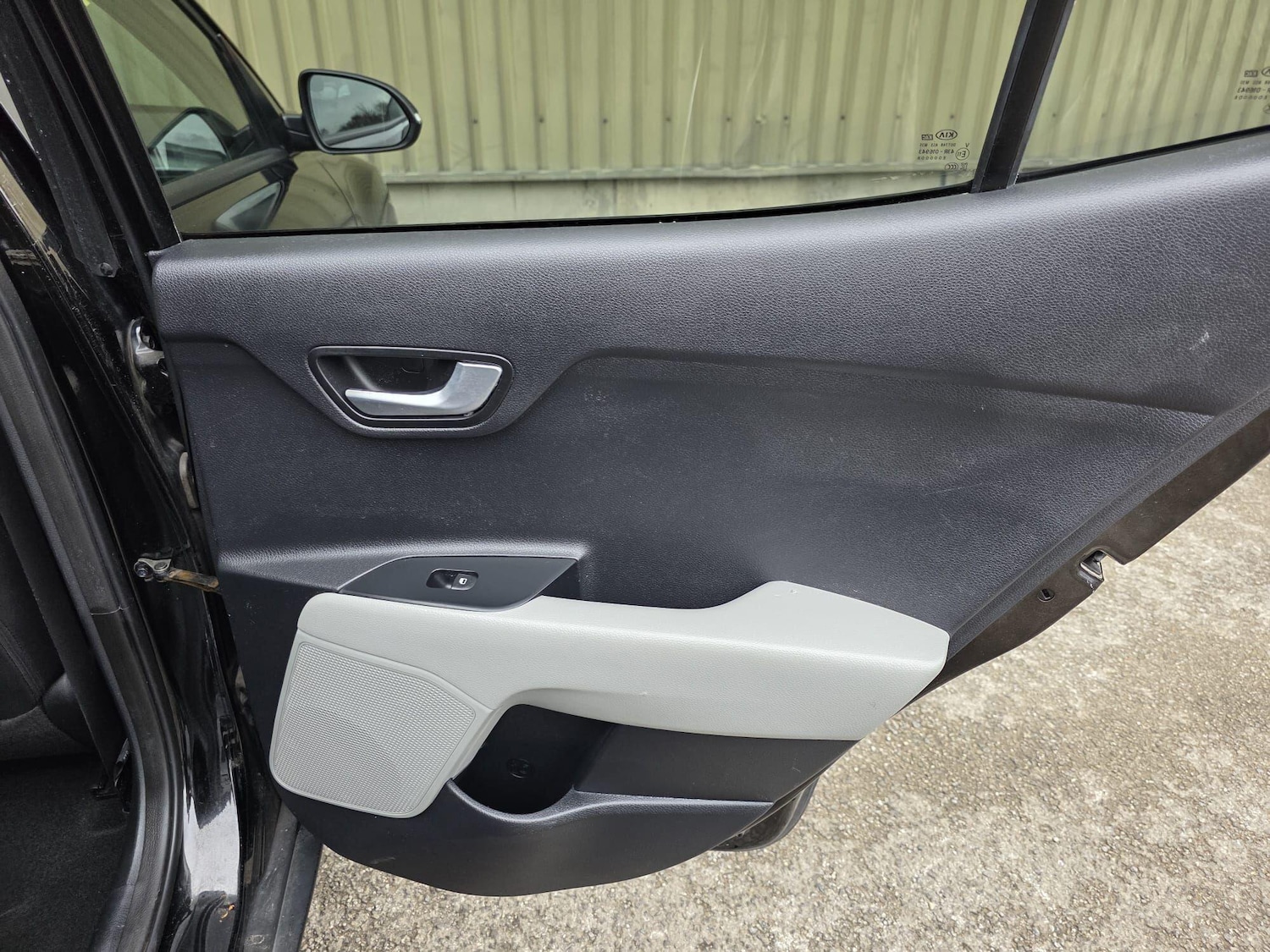 Used Kia Stonic 2019 for sale - 78100419: Photo 17