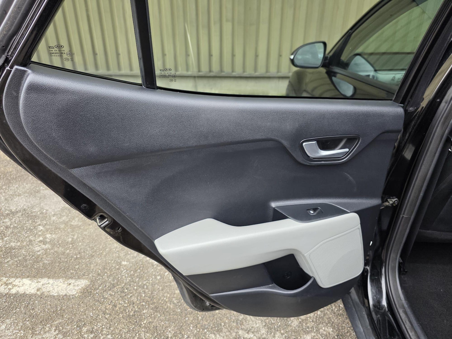 Used Kia Stonic 2019 for sale - 78100419: Photo 20