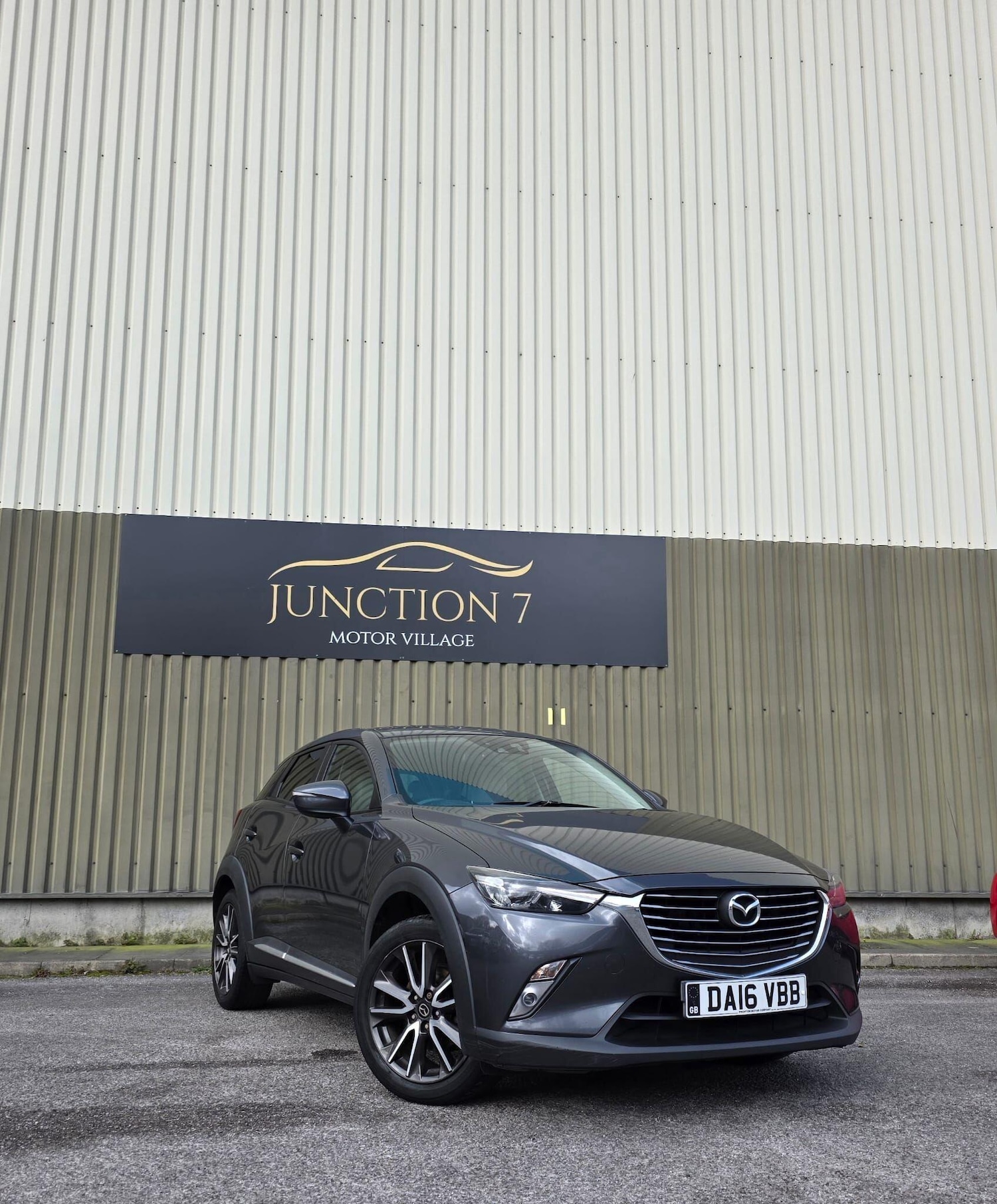 Used Mazda CX-3 2016 for sale - 78058323: Photo 2