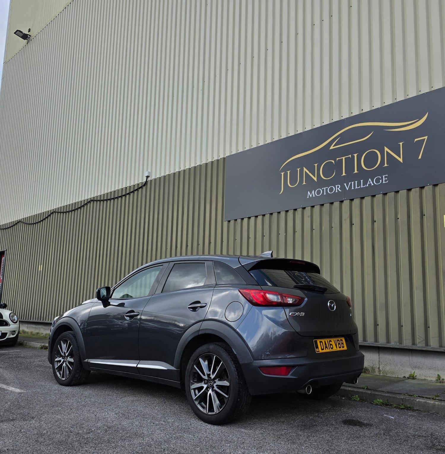 Used Mazda CX-3 2016 for sale - 78058323: Photo 6