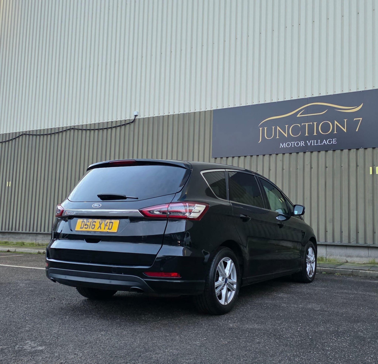 Used Ford S-Max 2016 for sale - 77411697: Photo 12