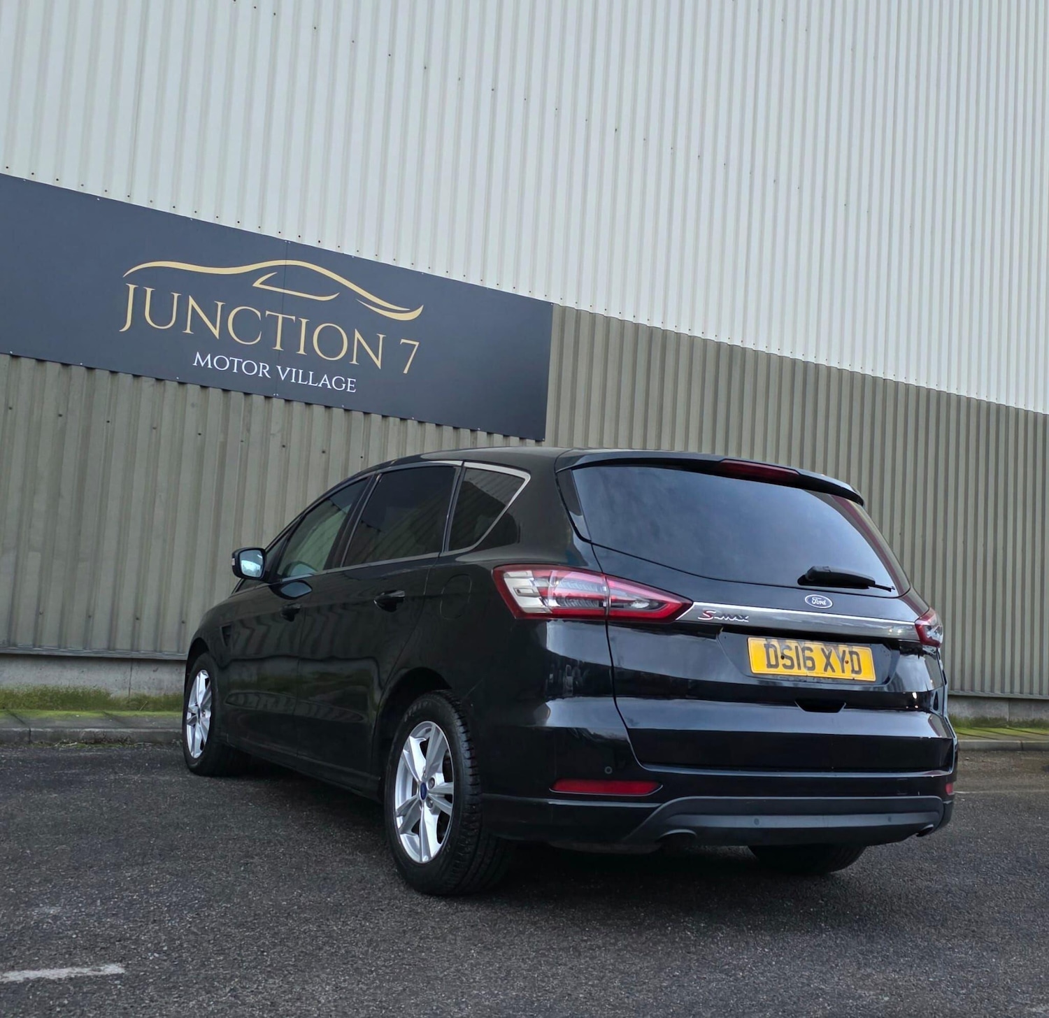 Used Ford S-Max 2016 for sale - 77411697: Photo 14