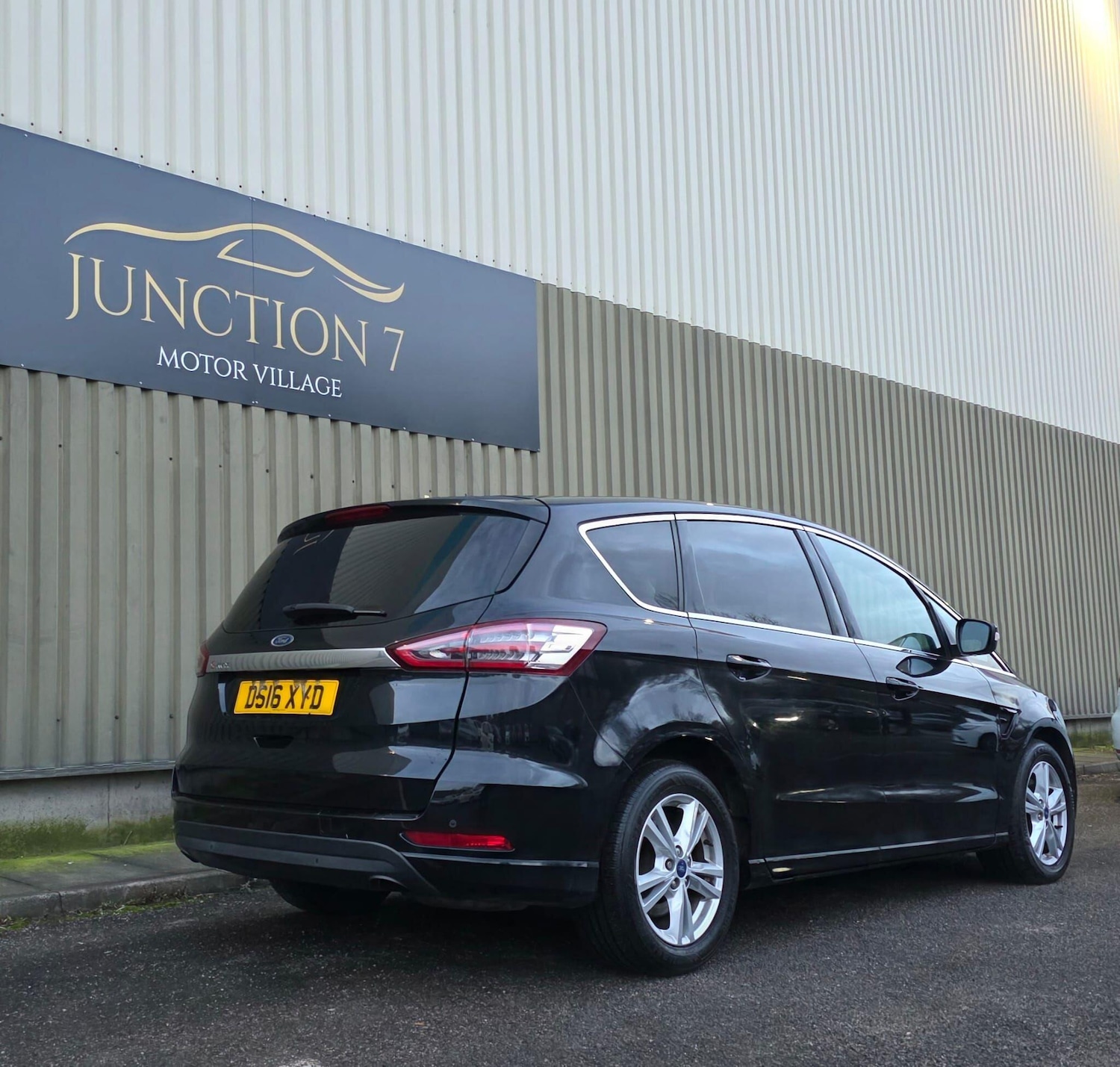 Used Ford S-Max 2016 for sale - 77411697: Photo 9