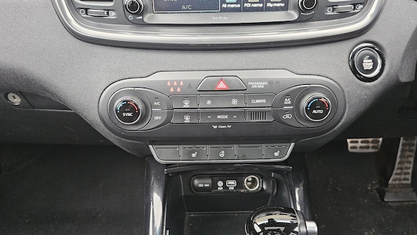 Used Kia Sorento 2016 for sale - 75430847: Photo 26