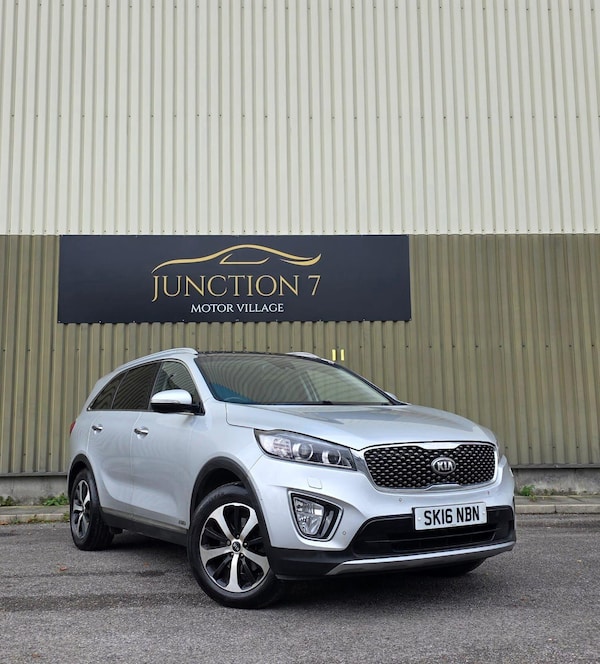 Used Kia Sorento 2016 for sale - 75430847: Photo 2
