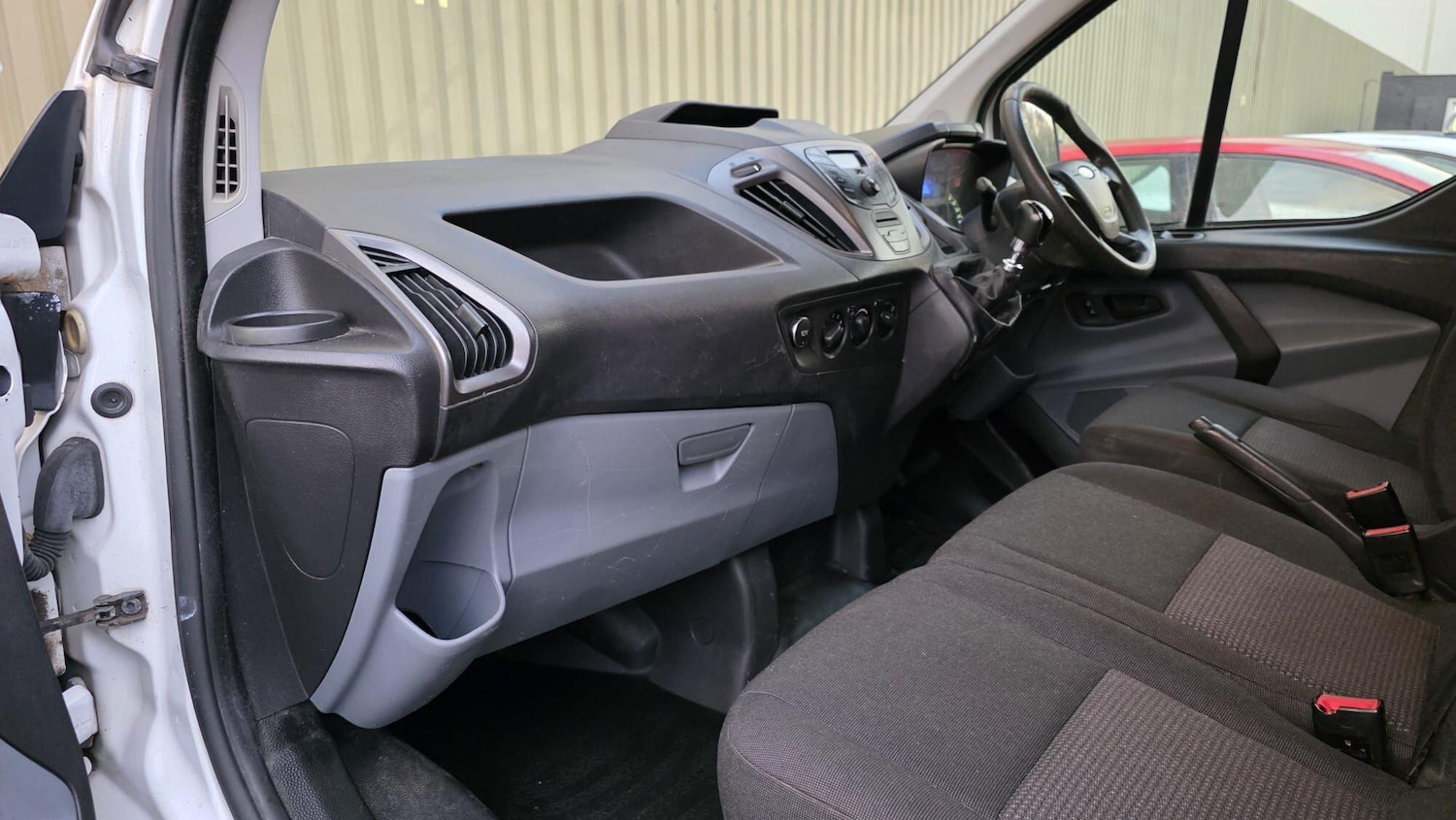 Used Ford Transit Custom 2013 for sale - 77229573: Photo 18