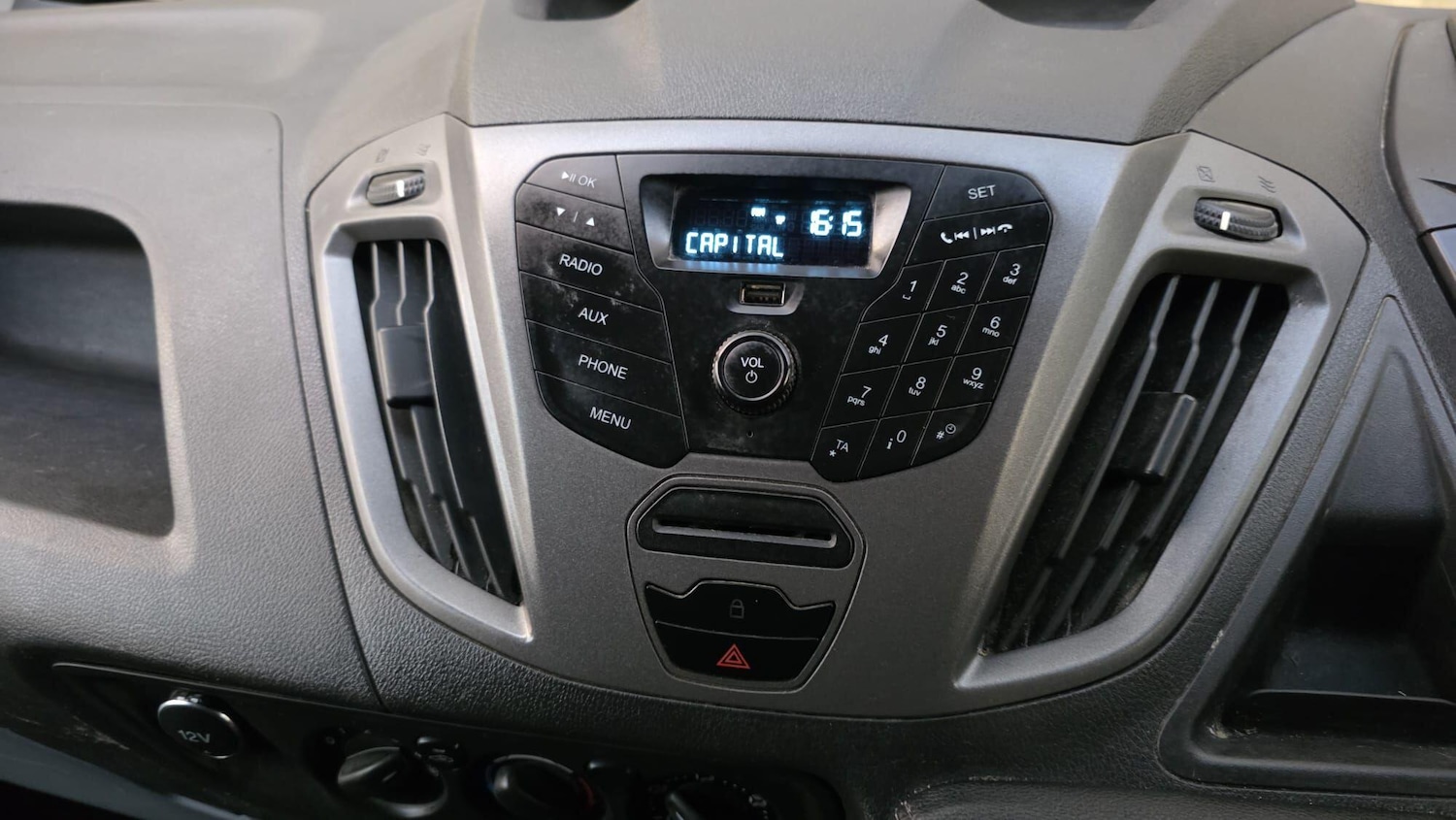 Used Ford Transit Custom 2013 for sale - 77229573: Photo 27