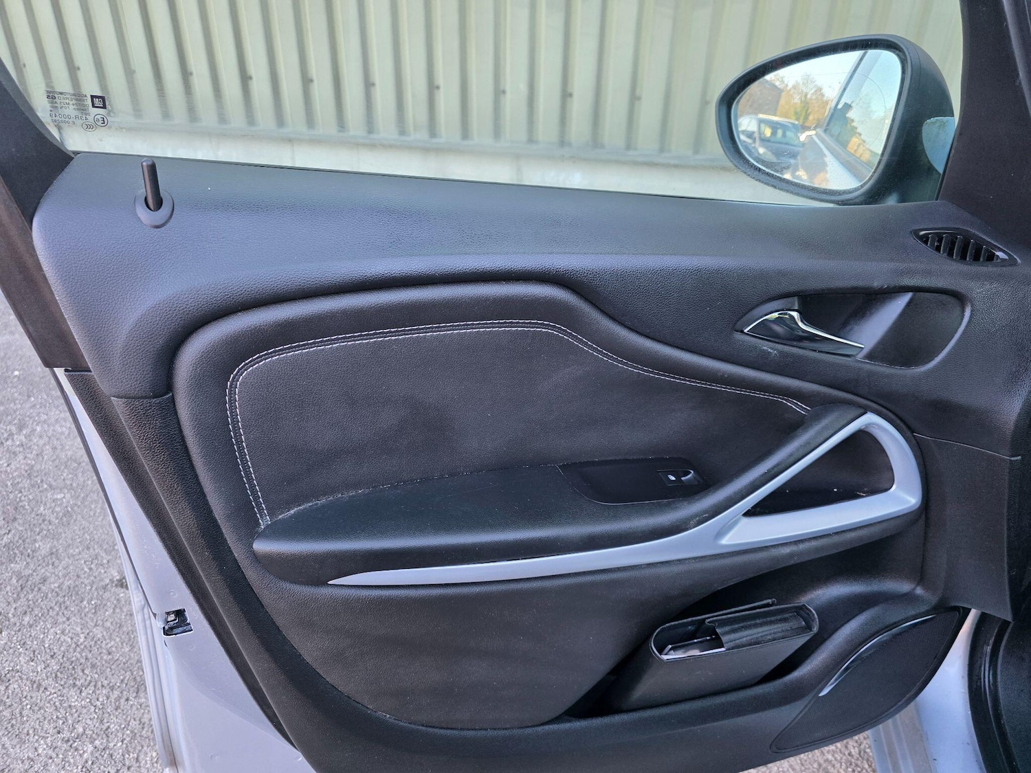 Used Vauxhall Zafira 2017 for sale - 78072109: Photo 23