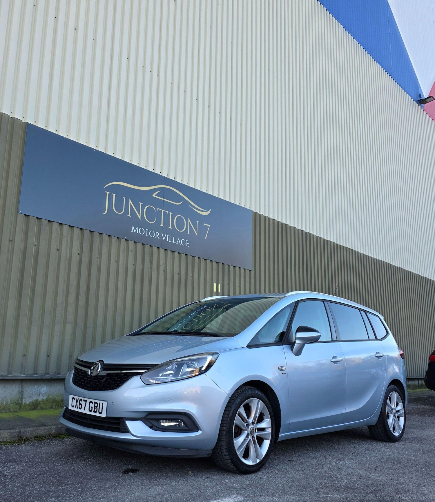 Used Vauxhall Zafira 2017 for sale - 78072109: Photo 8