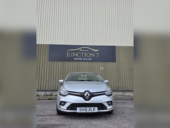 Used Renault Clio 2018 for sale - 78276587: Photo