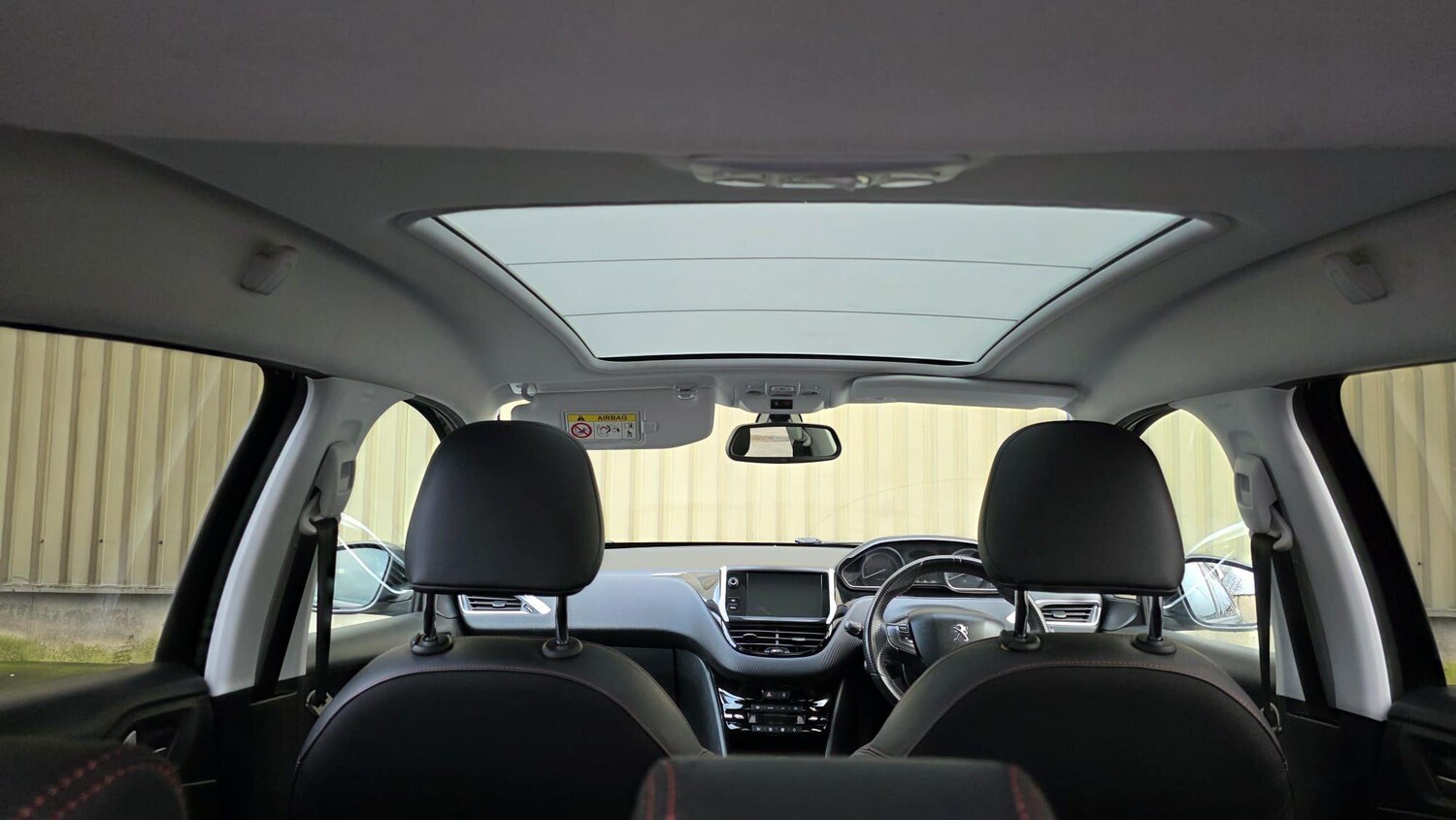 Used Peugeot 2008 2018 for sale - 77586630: Photo 17