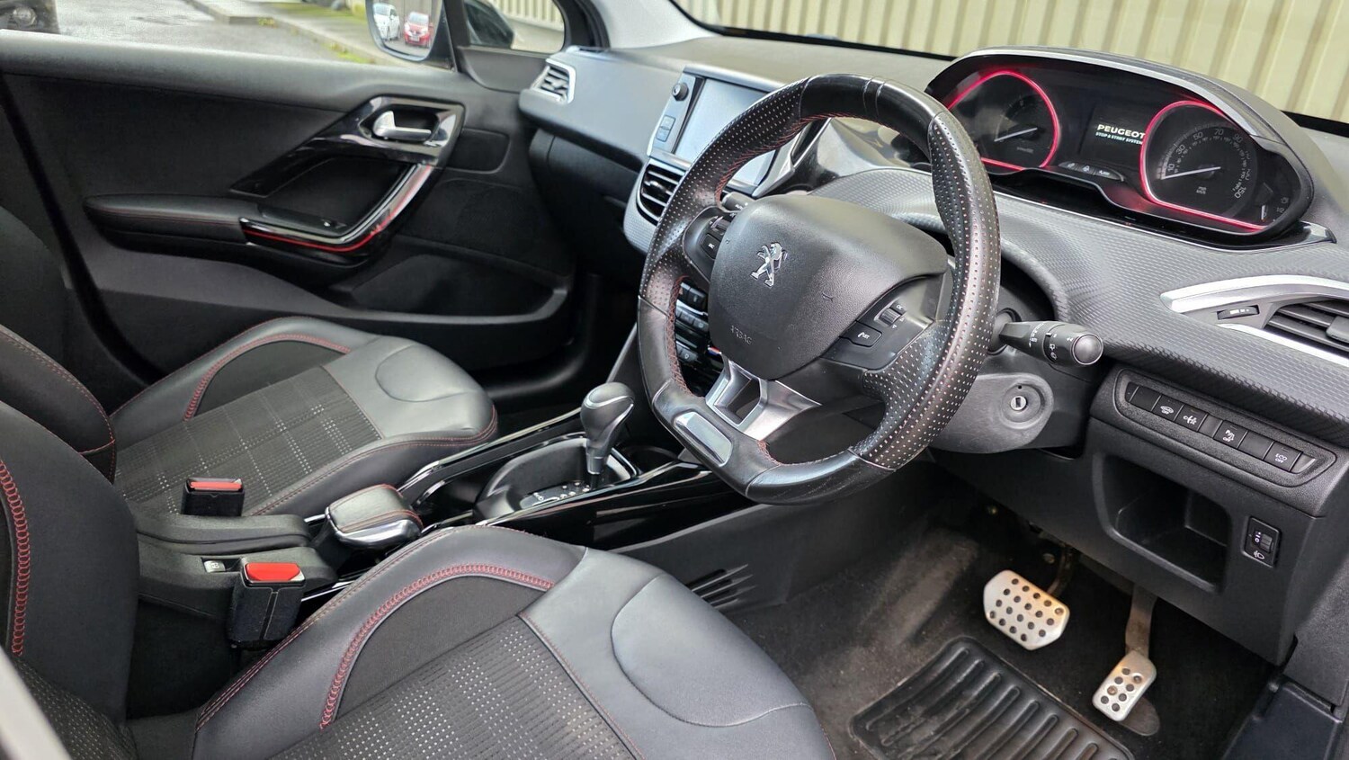 Used Peugeot 2008 2018 for sale - 77586630: Photo 28