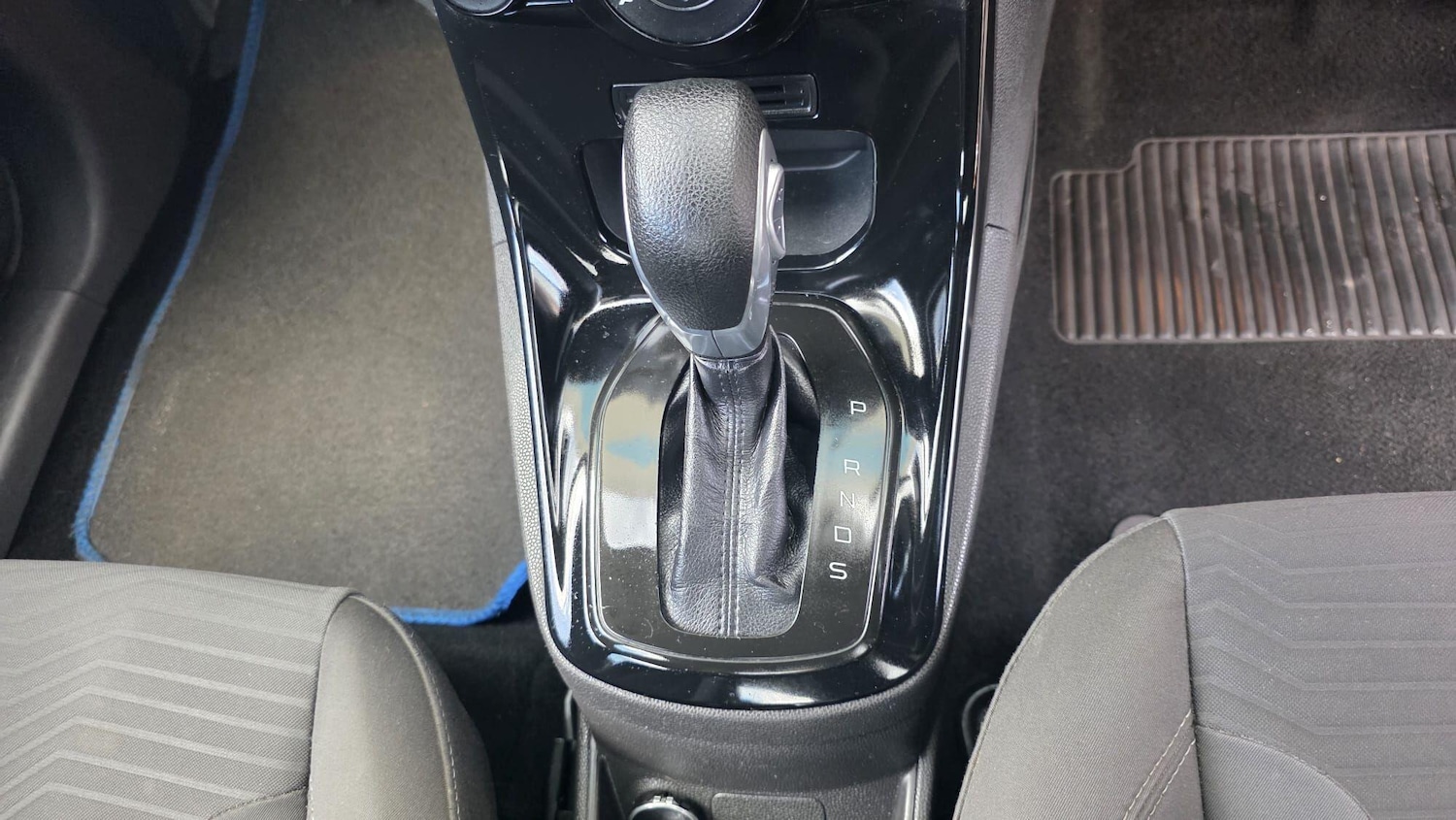 Used Ford Fiesta 2016 for sale - 76522312: Photo 34