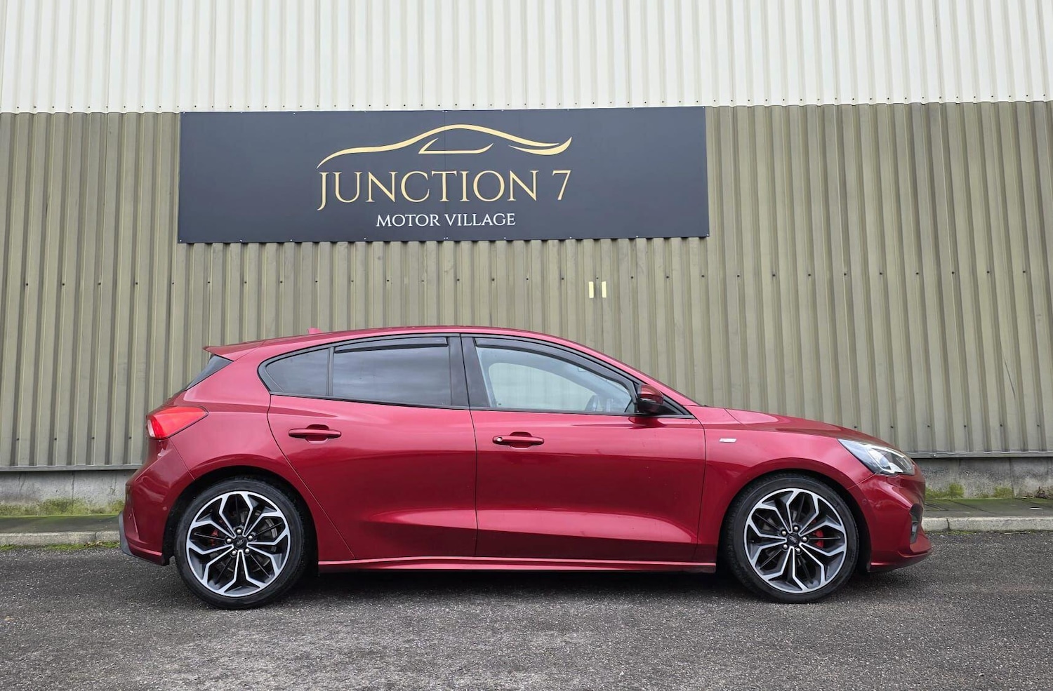 Used Ford Focus 2018 for sale - 77305901: Photo 11