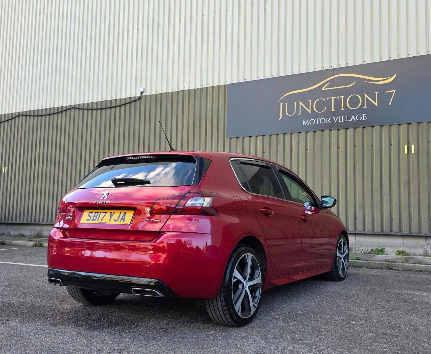 Used Peugeot 308 2017 for sale - 76380775: Photo 14