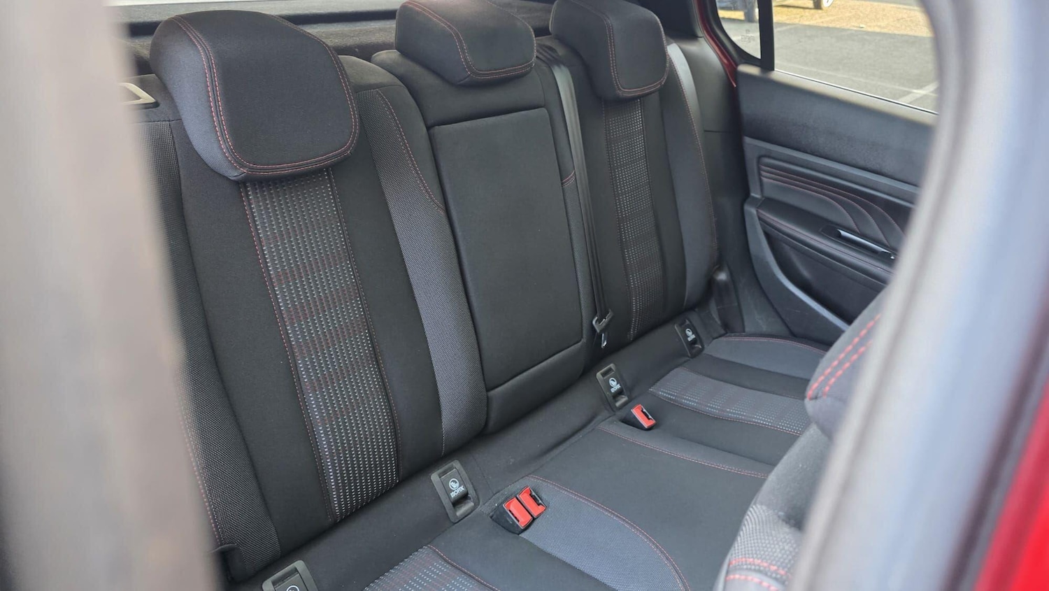 Used Peugeot 308 2017 for sale - 76380775: Photo 19