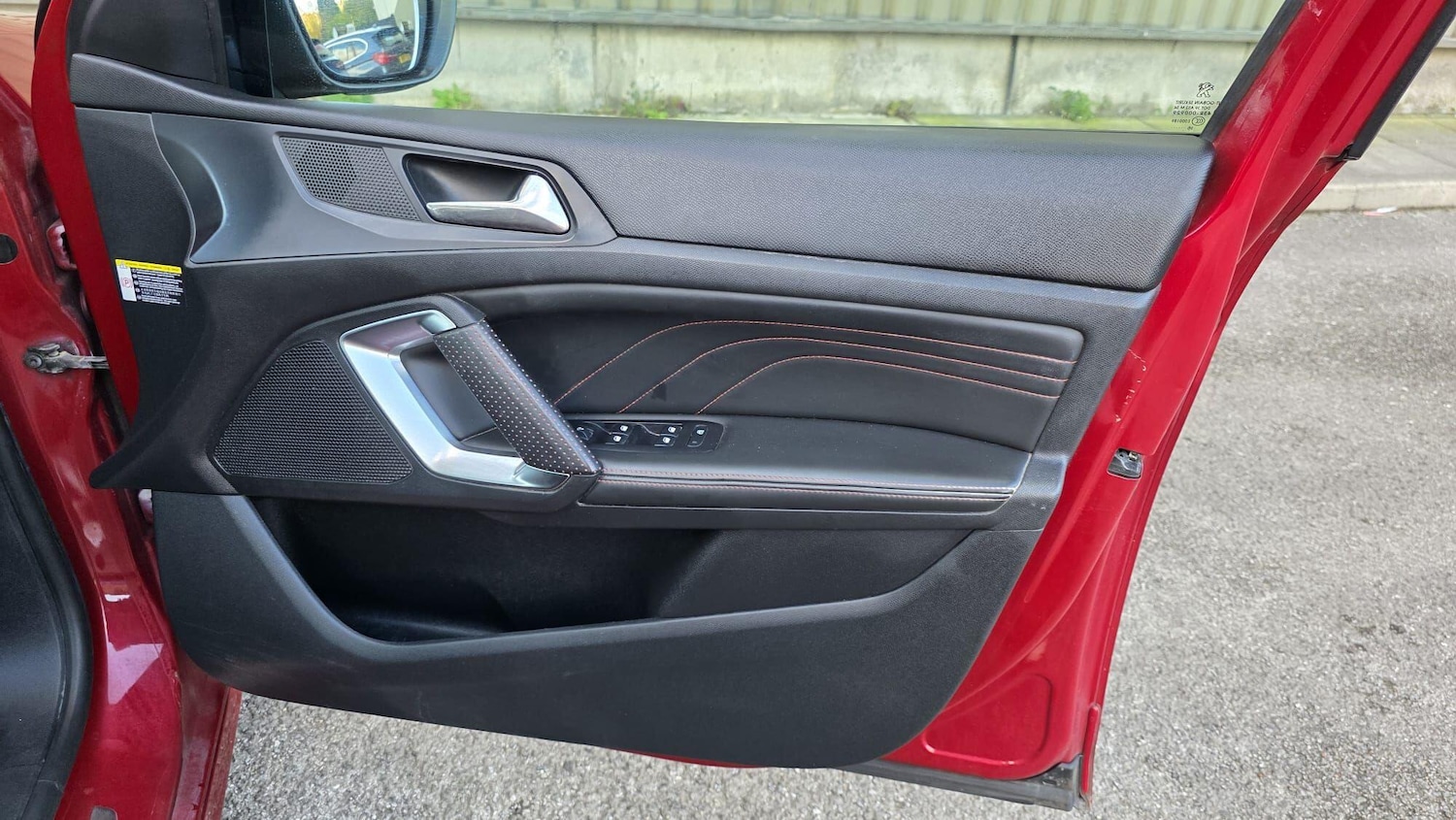 Used Peugeot 308 2017 for sale - 76380775: Photo 26