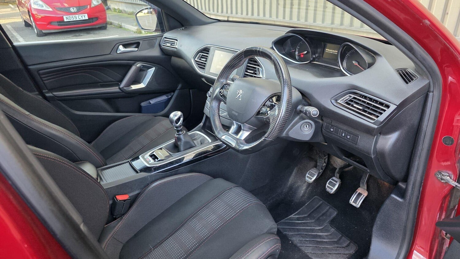 Used Peugeot 308 2017 for sale - 76380775: Photo 28