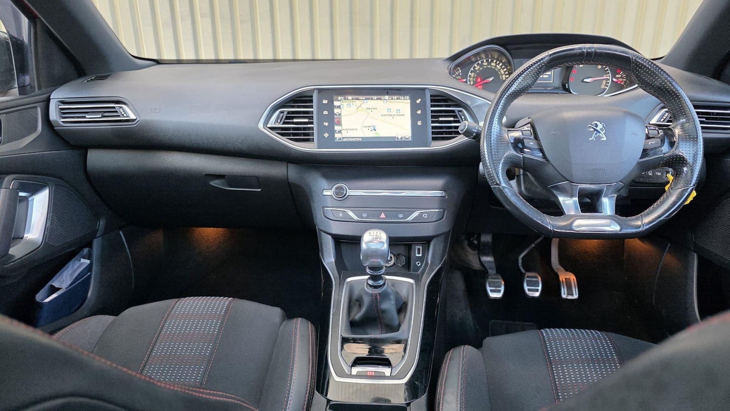 Used Peugeot 308 2017 for sale - 76380775: Photo 29