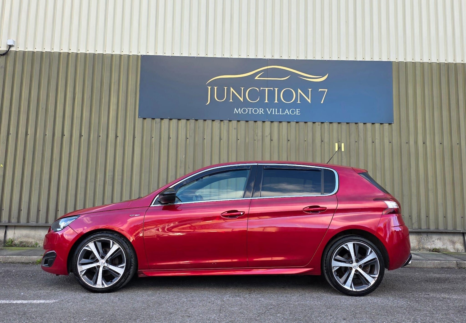 Used Peugeot 308 2017 for sale - 76380775: Photo 7