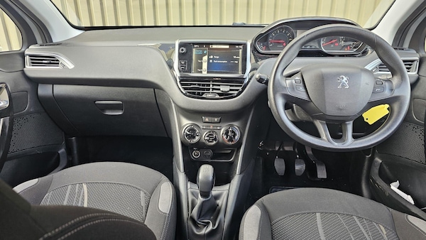 Used Peugeot 208 2013 for sale - 75687806: Photo 18