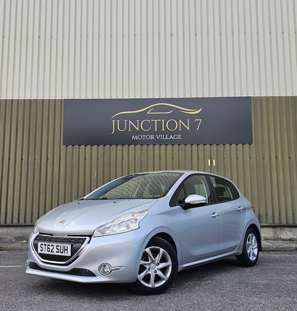 Used Peugeot 208 2013 for sale - 75687806: Photo 1