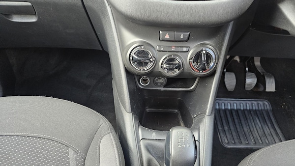 Used Peugeot 208 2013 for sale - 75687806: Photo 20