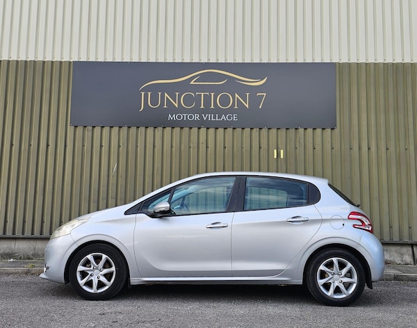 Used Peugeot 208 2013 for sale - 75687806: Photo 7