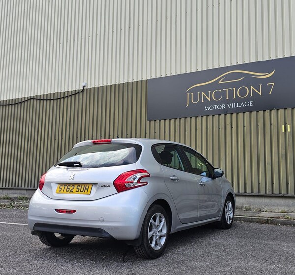 Used Peugeot 208 2013 for sale - 75687806: Photo 9