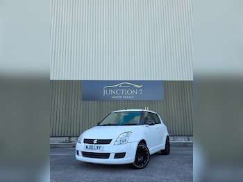 Used Suzuki Swift 2010 for sale - 78429427: Photo