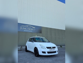 Used Suzuki Swift 2010 for sale - 78429427: Photo