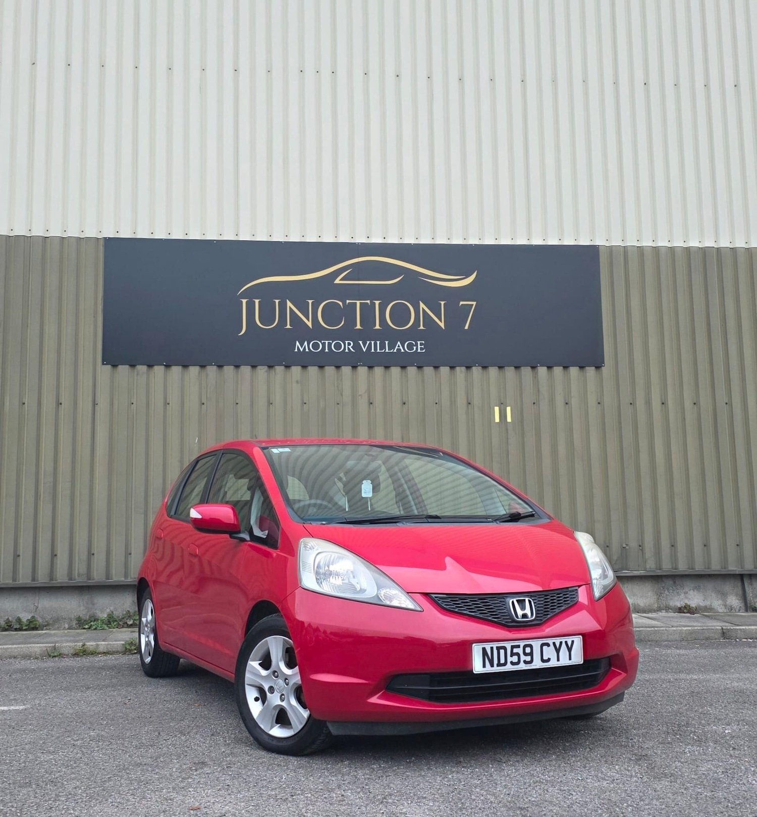 Used Honda Jazz 2009 for sale - 76314807: Photo 2