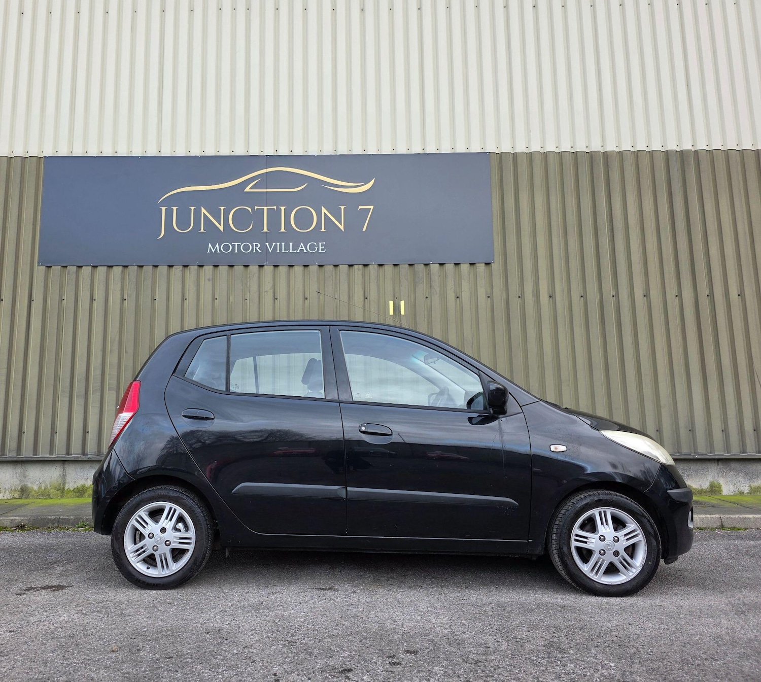 Used Hyundai i10 2009 for sale - 77709781: Photo 10