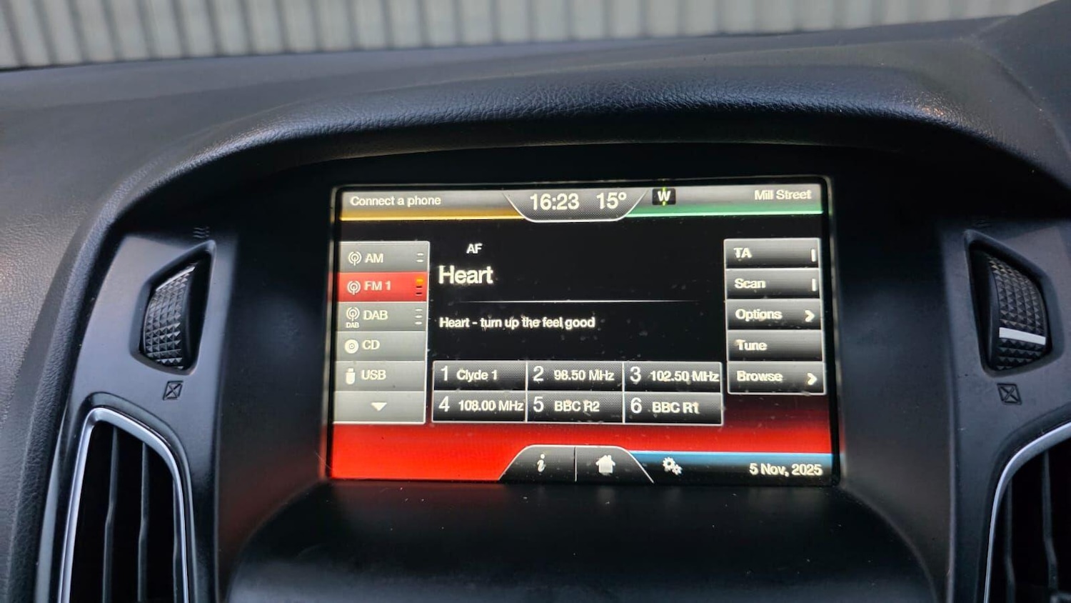 Used Ford Focus 2016 for sale - 76485066: Photo 38