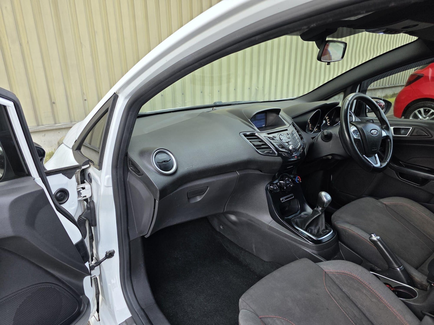 Used Ford Fiesta 2017 for sale - 77978312: Photo 17