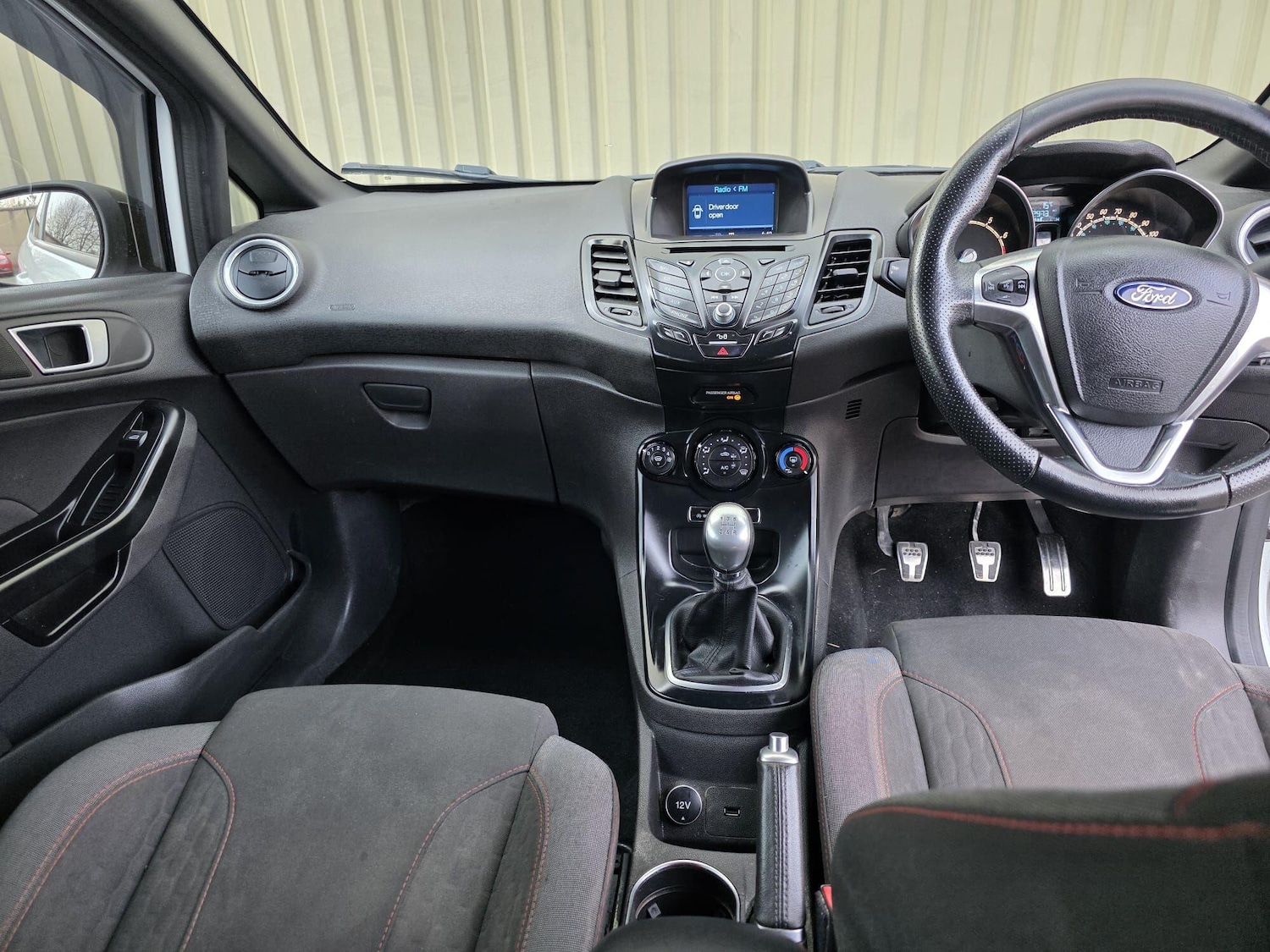 Used Ford Fiesta 2017 for sale - 77978312: Photo 23