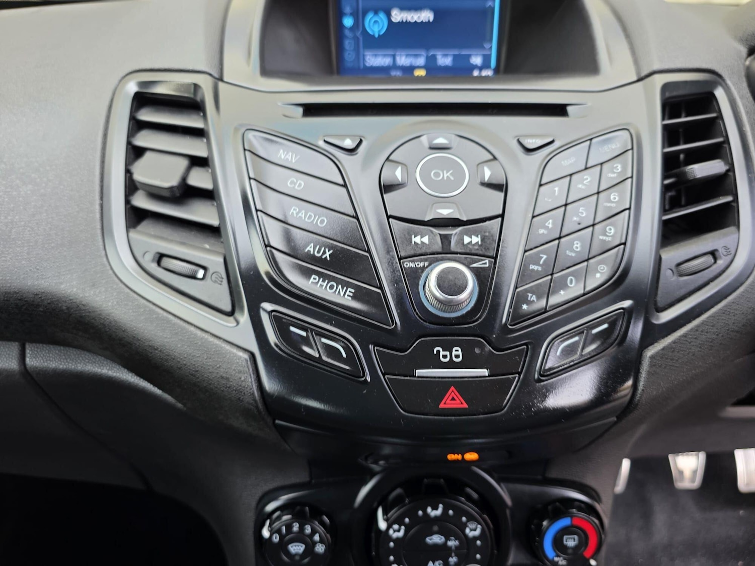 Used Ford Fiesta 2017 for sale - 77978312: Photo 27