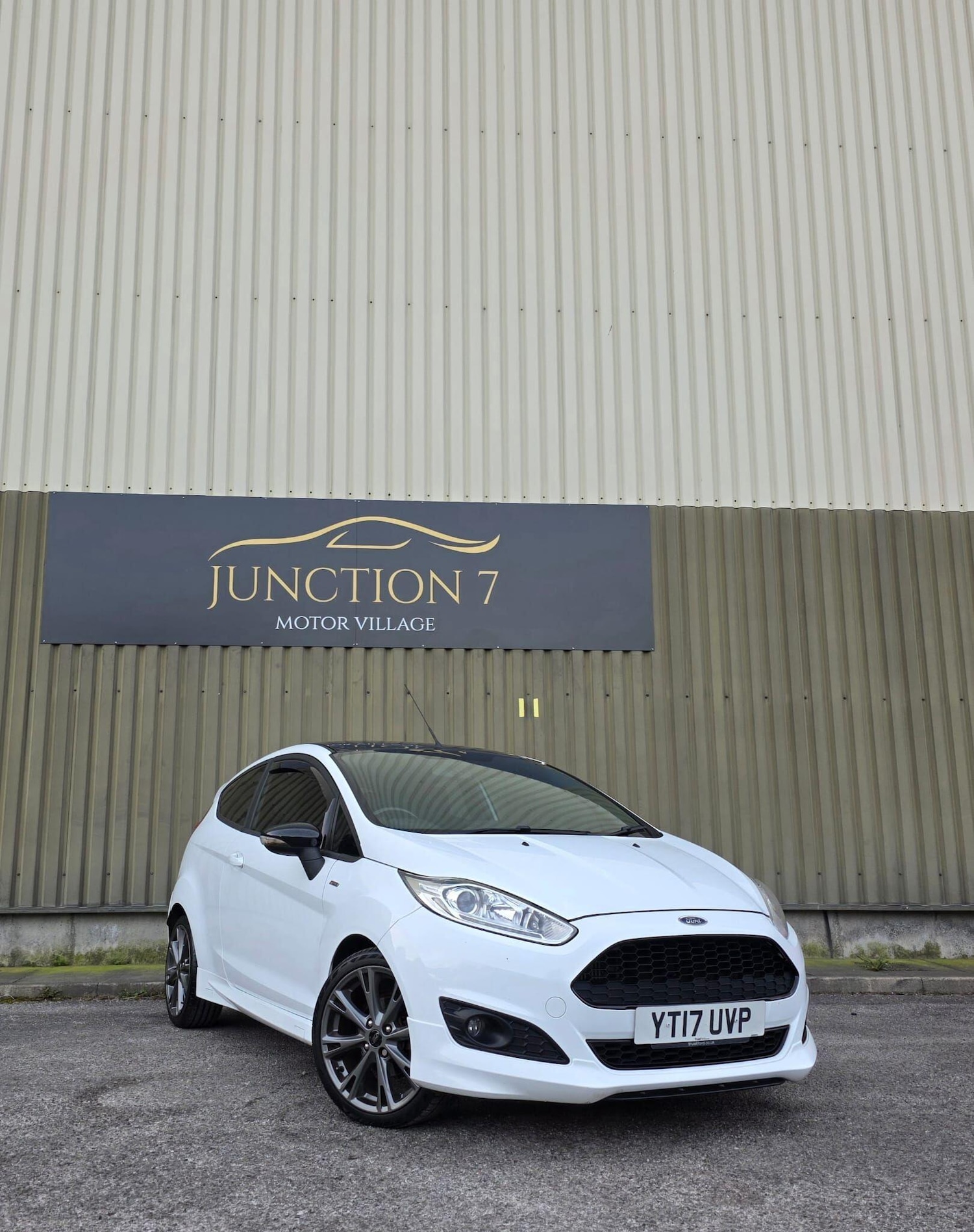 Used Ford Fiesta 2017 for sale - 77978312: Photo 3