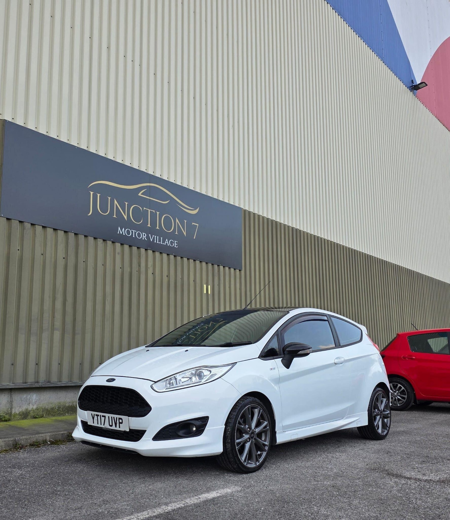 Used Ford Fiesta 2017 for sale - 77978312: Photo 4