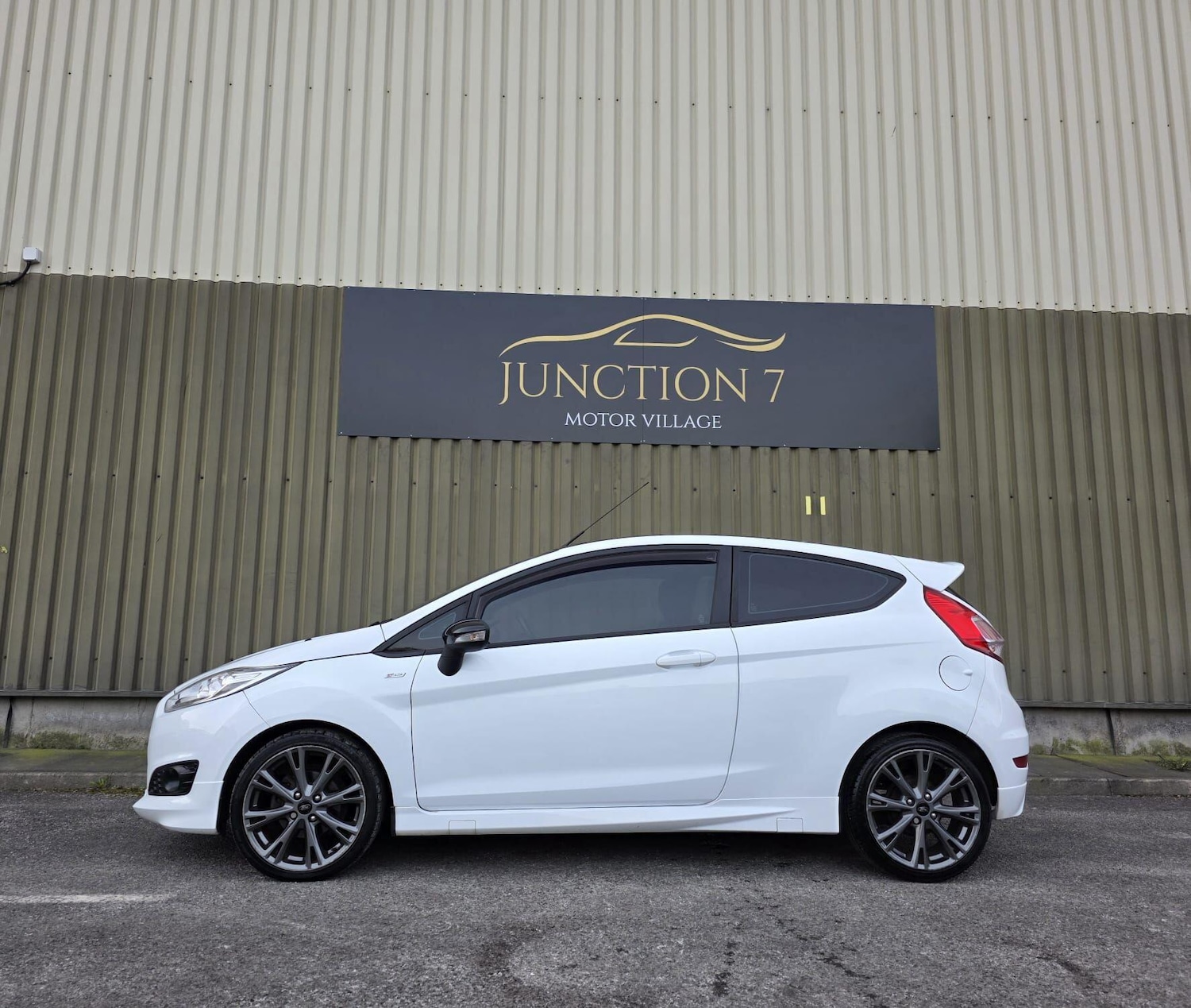 Used Ford Fiesta 2017 for sale - 77978312: Photo 5