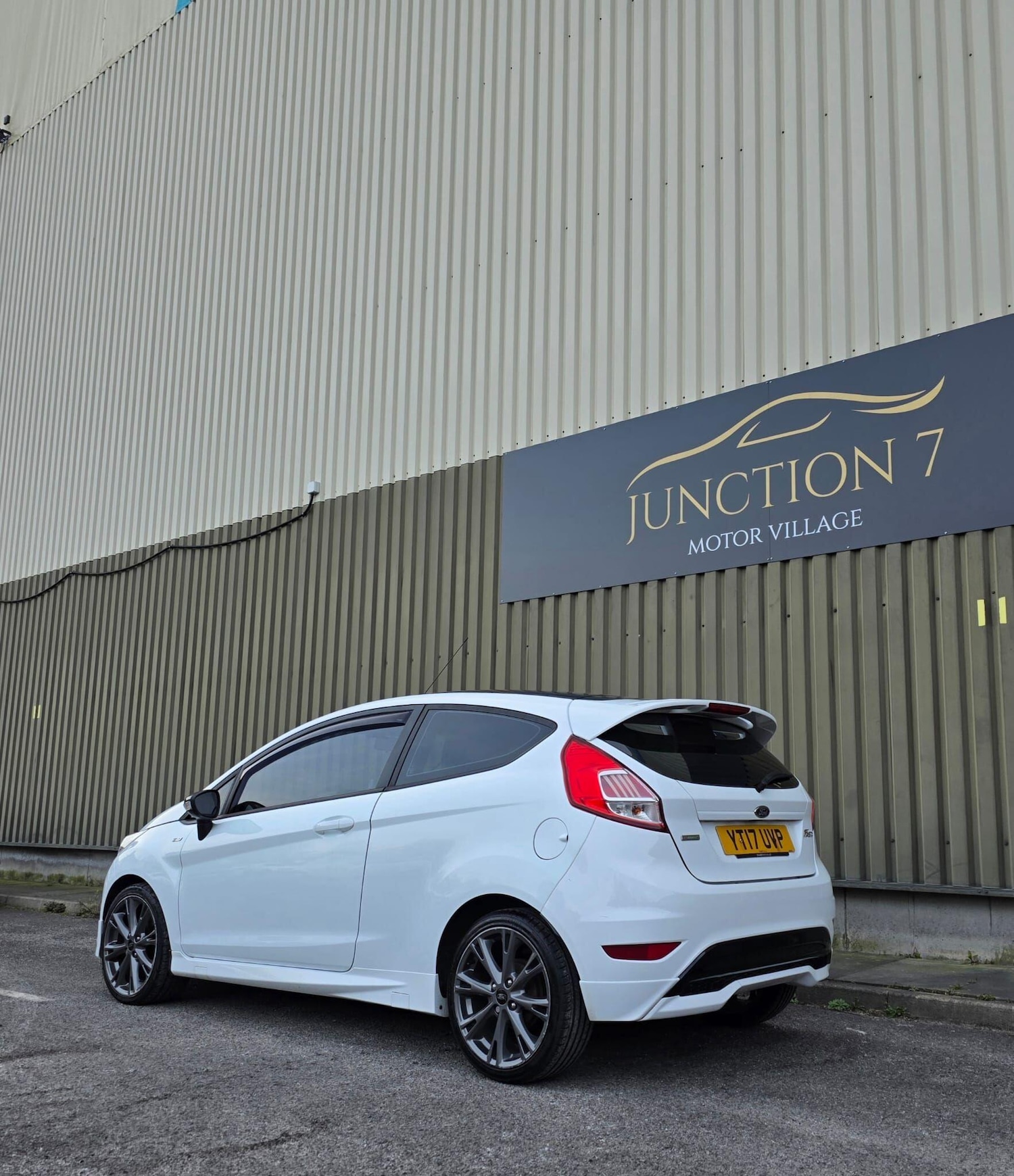 Used Ford Fiesta 2017 for sale - 77978312: Photo 6