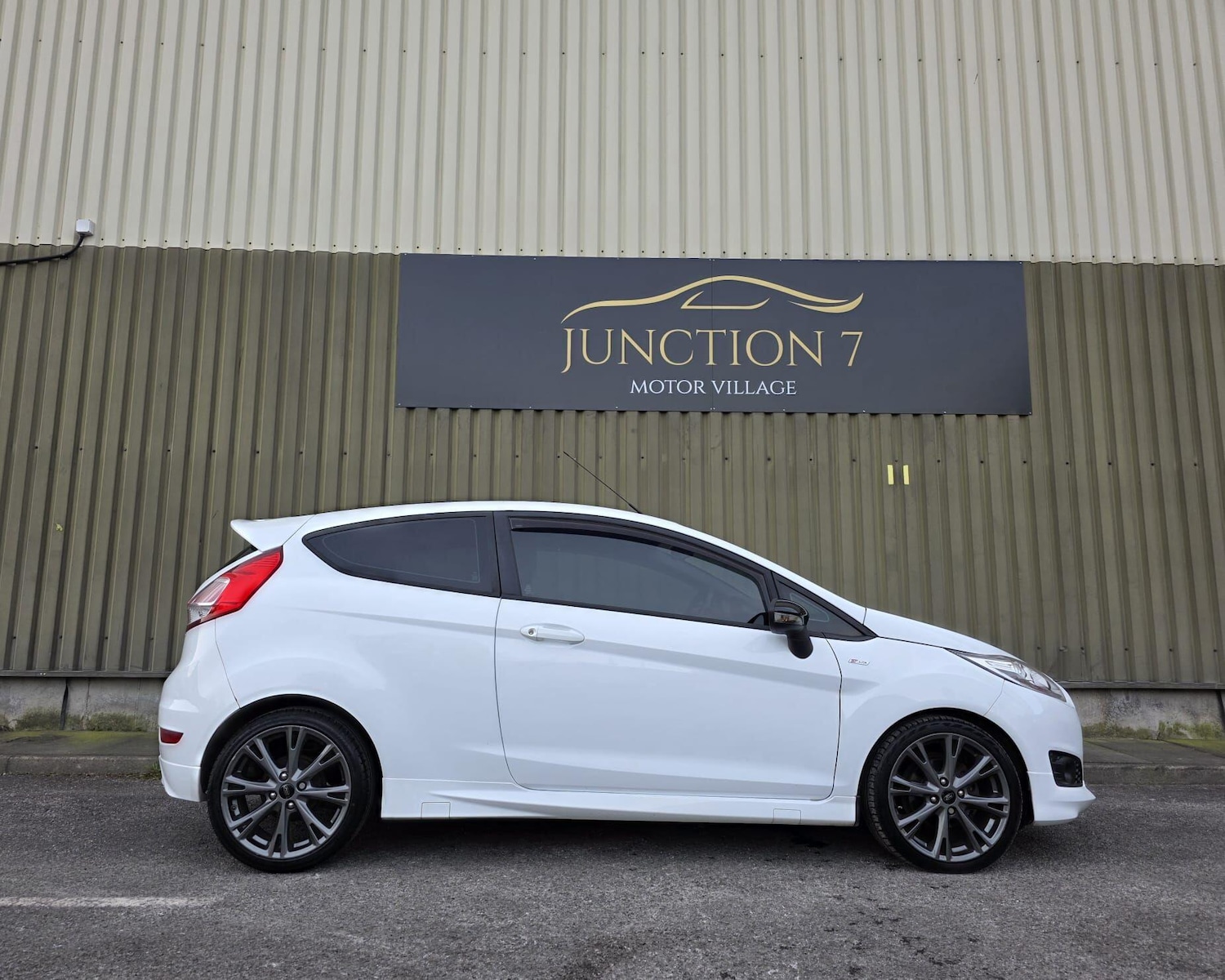 Used Ford Fiesta 2017 for sale - 77978312: Photo 8