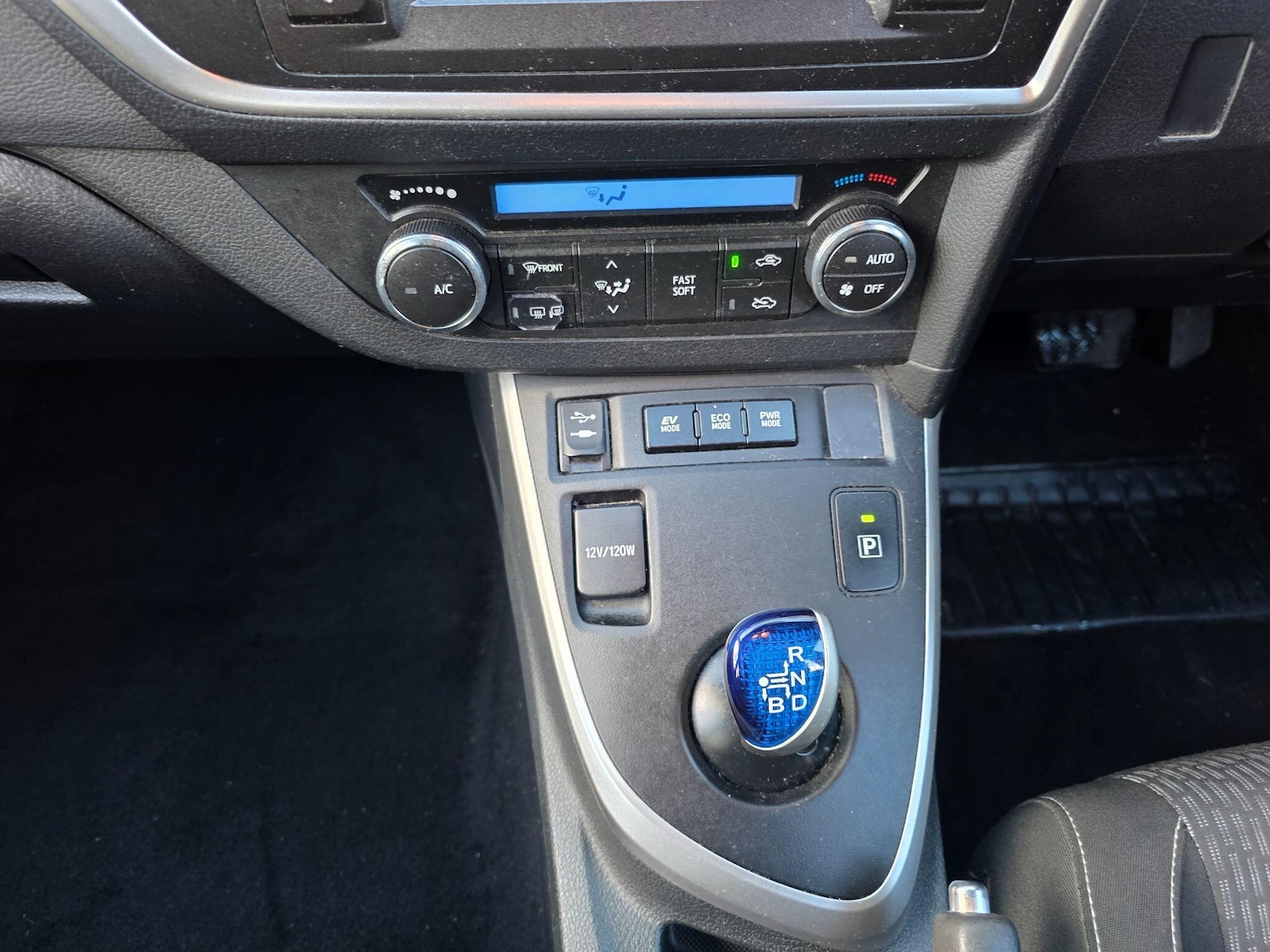 Used Toyota Auris for sale - 77705316: Photo 28