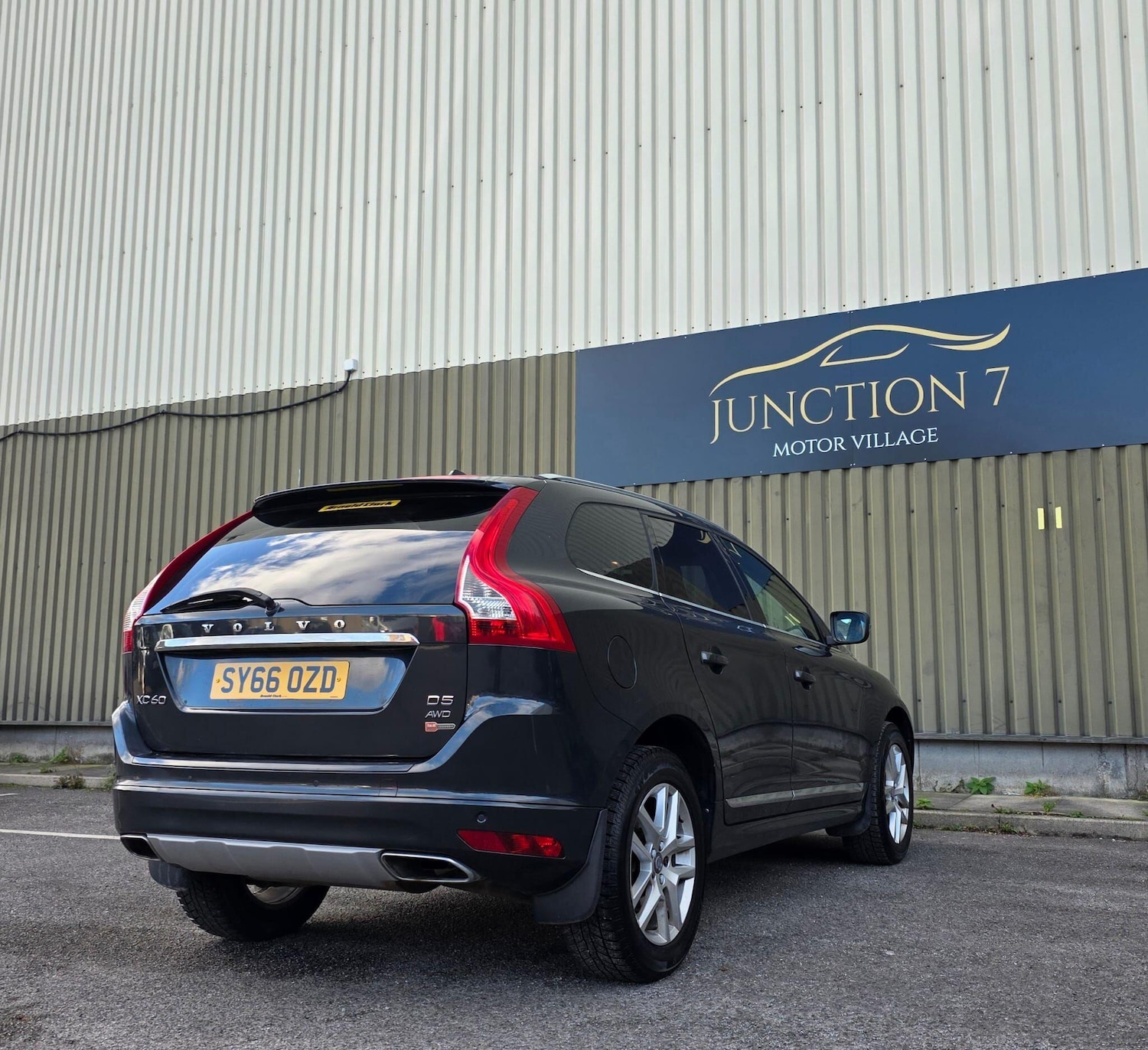 Used Volvo XC60 2016 for sale - 76380520: Photo 12